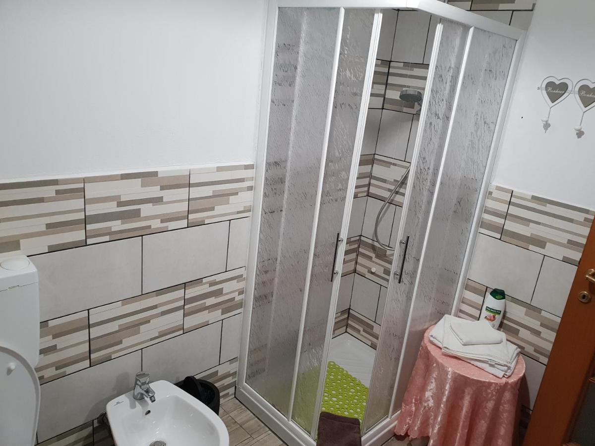 Casa Vacanze L'Agrifoglio Bed & Breakfast Magliolo Bagian luar foto