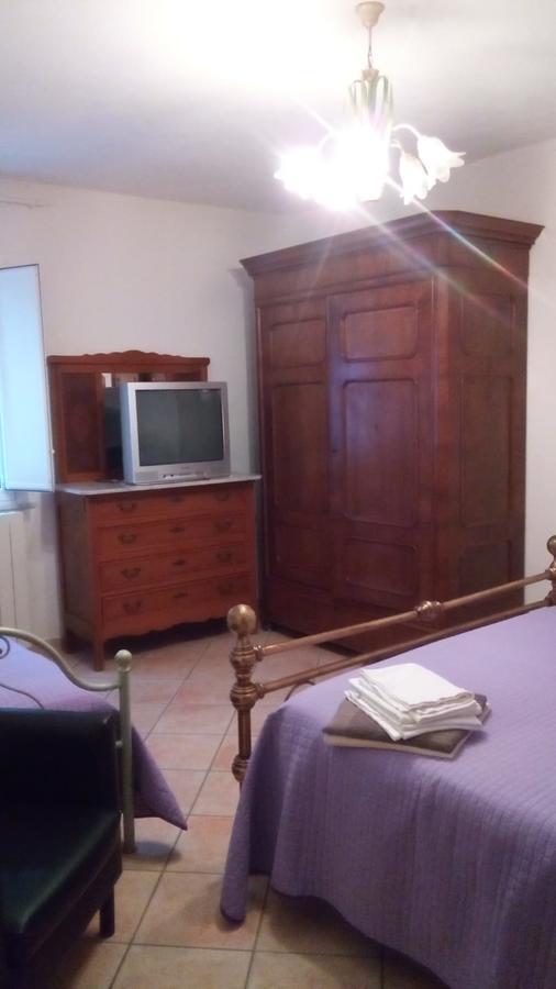 Casa Vacanze L'Agrifoglio Bed & Breakfast Magliolo Bagian luar foto